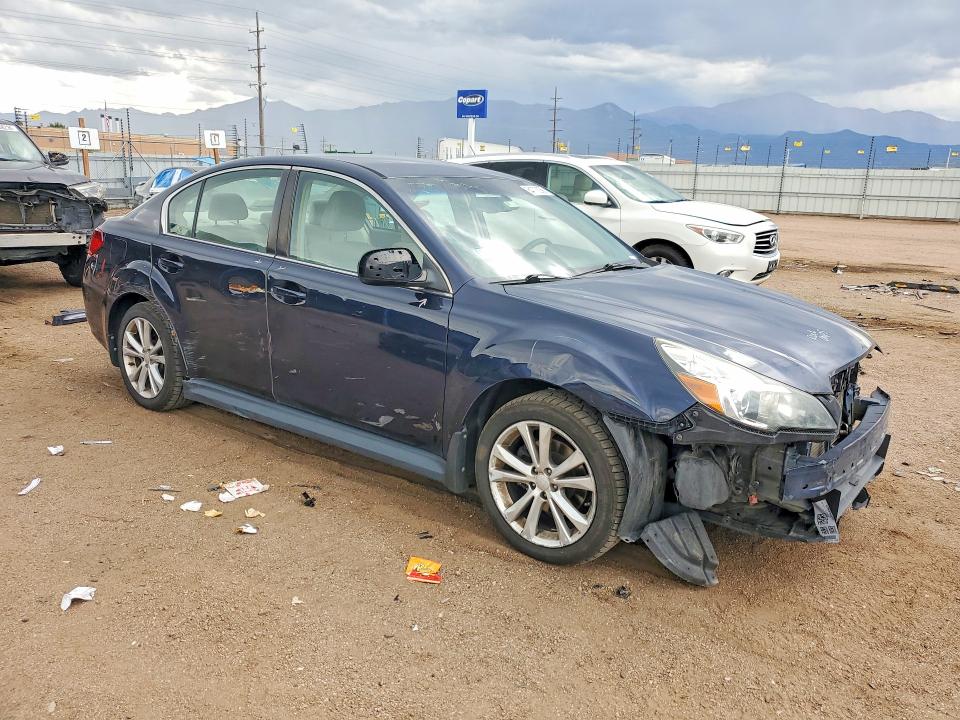 2014 Subaru Legacy მანქანა იყიდება აუქციონზე, vin: 4S3BMCC61E3011433, აუქციონის ნომერი: 64770056