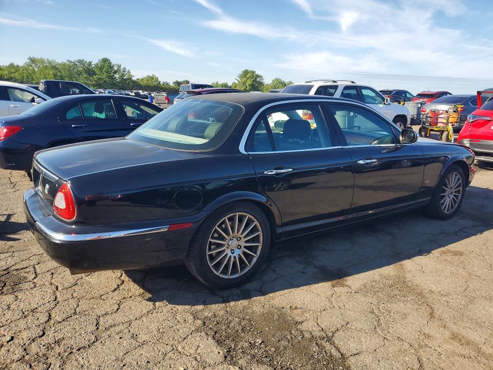 Продажа на аукционе авто 2007 Jaguar Xj8, vin: SAJWA71B57SH17397, номер лота: 62923786