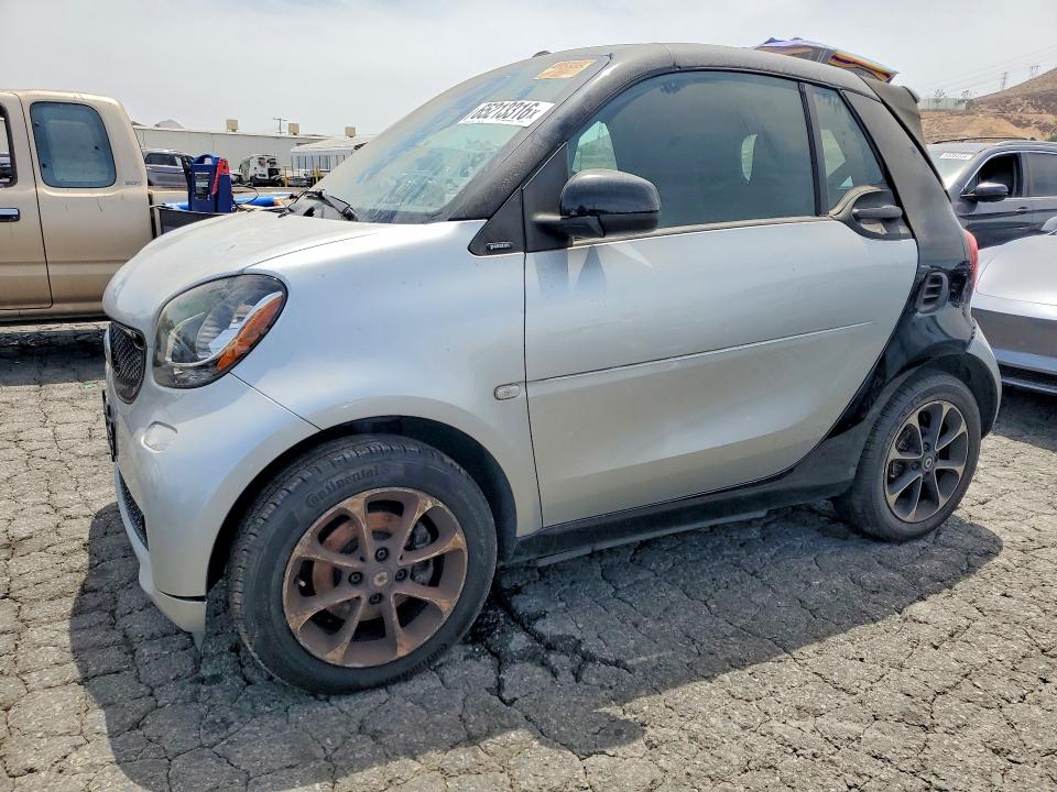 Aukcja sprzedaży 2017 Smart Fortwo, vin: WMEFK5DA3HK143627, numer aukcji: 65213316