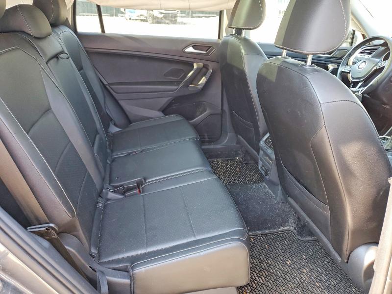 64862806 :رقم المزاد ، 3VV2B7AX8MM135030 vin ، 2021 Volkswagen Tiguan مزاد بيع