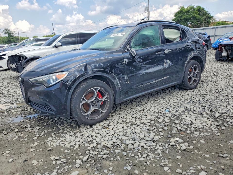 Продаж на аукціоні авто 2022 Alfa Romeo Stelvio, vin: ZASPAKAN9N7D30629, номер лоту: 64136176