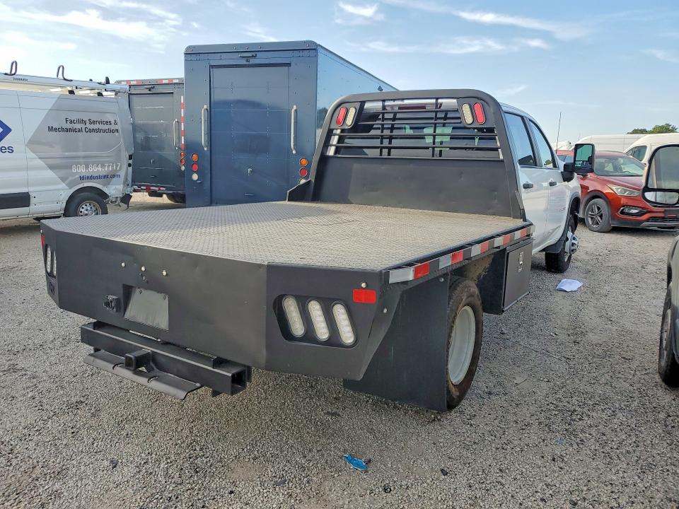 65514836 :رقم المزاد ، 1GB4WRE70MF290600 vin ، 2021 Chevrolet Silverado مزاد بيع