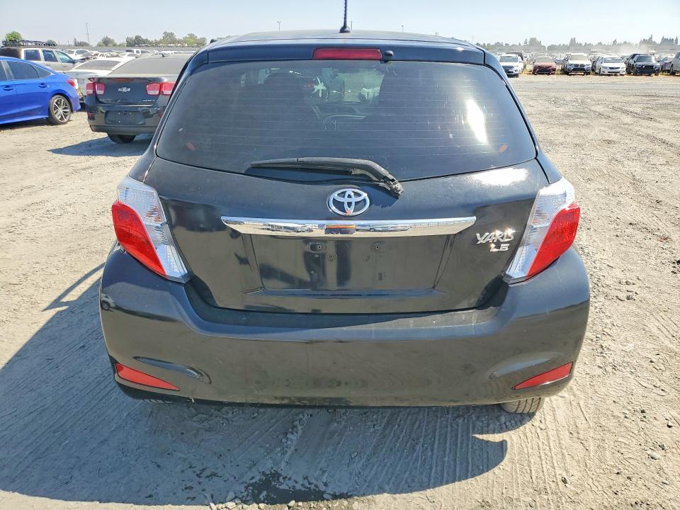 64857906 :رقم المزاد ، JTDKTUD37ED573585 vin ، 2014 Toyota Yaris مزاد بيع
