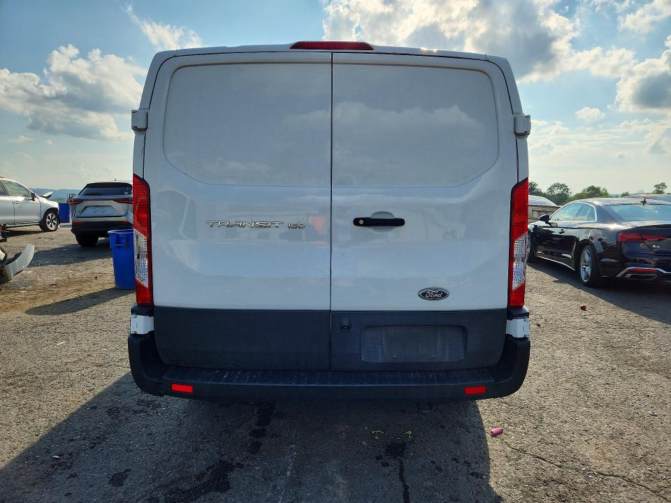 Продажа на аукционе авто 2022 Ford Transit, vin: 1FTYE1Y86NKA04831, номер лота: 63920026