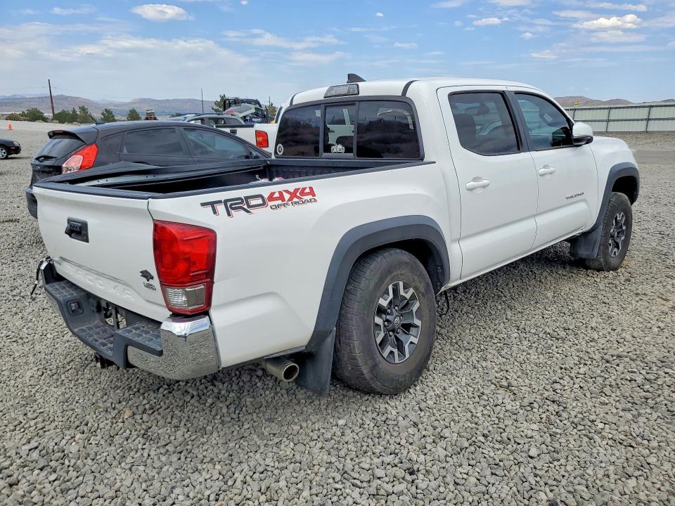Продажа на аукционе авто 2016 Toyota Tacoma, vin: 3TMCZ5AN8GM030171, номер лота: 63668066