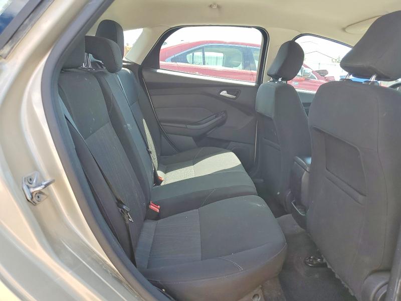 64634046 :رقم المزاد ، 1FADP3K27HL308117 vin ، 2017 Ford Focus مزاد بيع