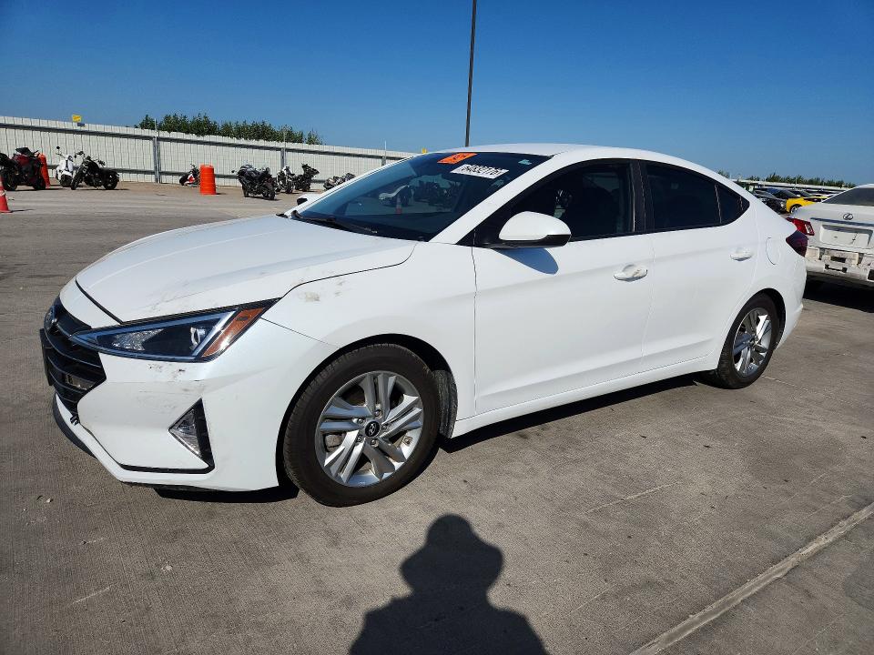 64832176 :رقم المزاد ، 5NPD84LF5LH596845 vin ، 2020 Hyundai Elantra مزاد بيع