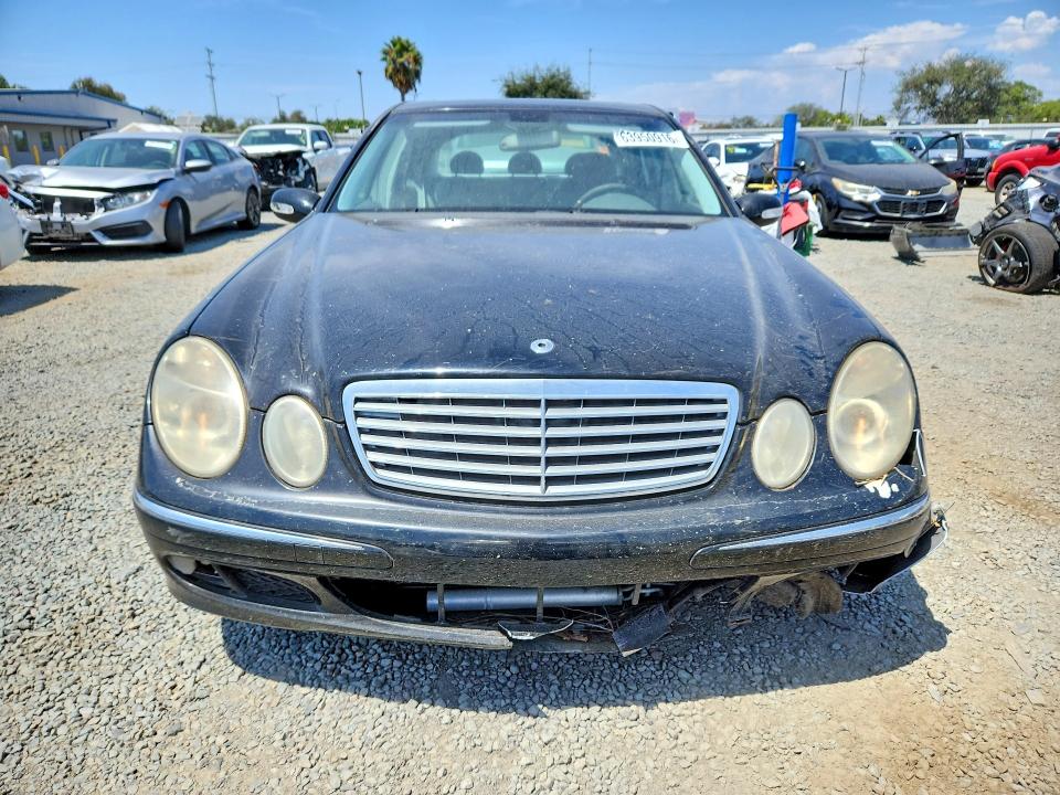 Продажа на аукционе авто 2003 Mercedes-benz E, vin: WDBUF70J13A349196, номер лота: 63950916