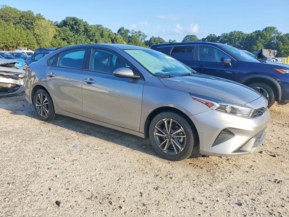 Продажа на аукционе авто 2024 Kia Forte, vin: 3KPF24AD3RE752339, номер лота: 67098236