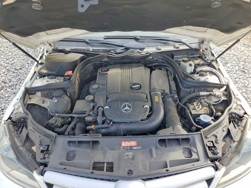 Продаж на аукціоні авто 2013 Mercedes-benz C, vin: WDDGJ4HB3DF956395, номер лоту: 65585946