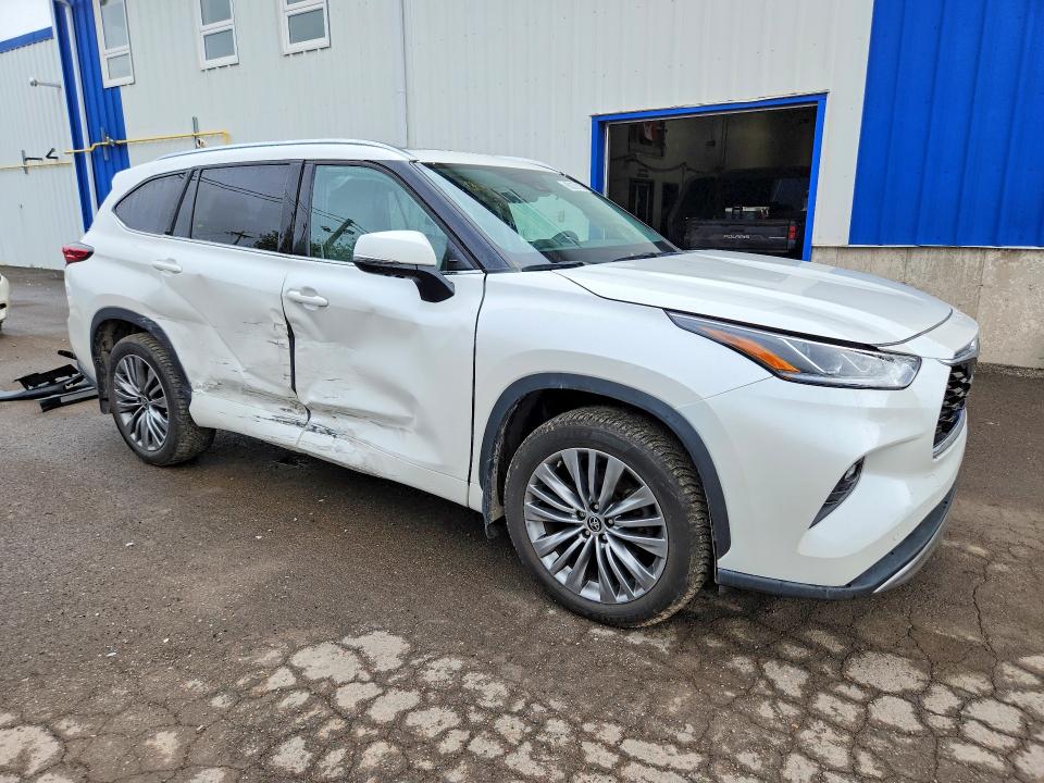 65278116 :رقم المزاد ، 5TDFZRBH2MS129156 vin ، 2021 Toyota Highlander مزاد بيع
