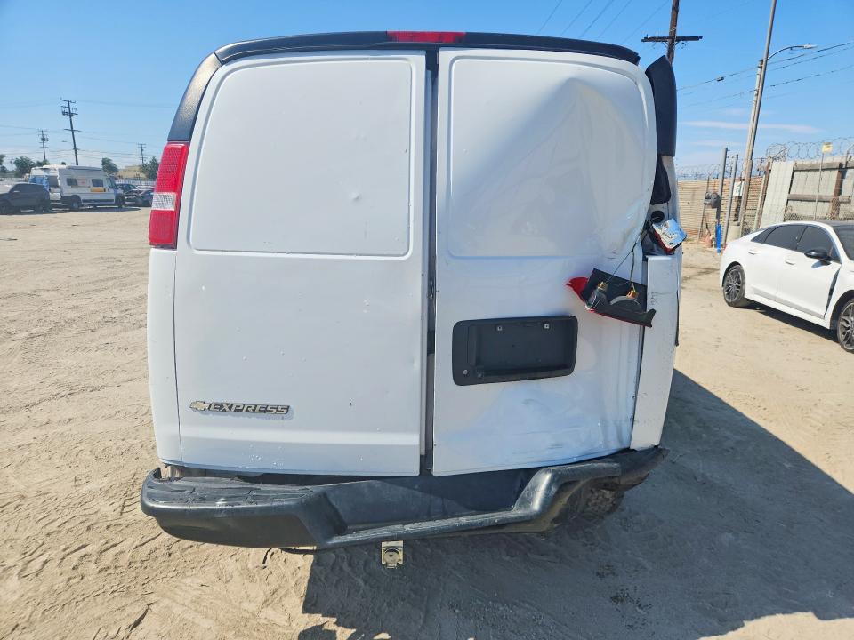 Продажа на аукционе авто 2019 Chevrolet Express 2500, vin: 1GCWGAFP9K1347677, номер лота: 64552546