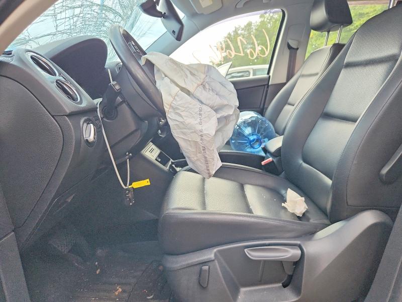 66164676 :رقم المزاد ، WVGBV7AX8GW592605 vin ، 2016 Volkswagen Tiguan مزاد بيع