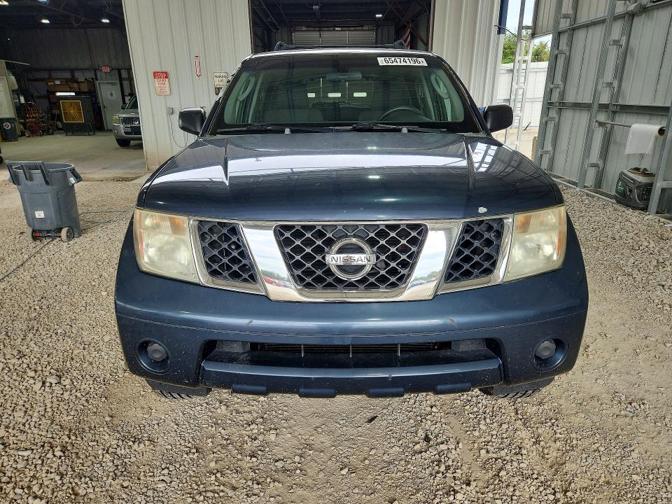 2005 Nissan Pathfinder მანქანა იყიდება აუქციონზე, vin: 5N1AR18WX5C774654, აუქციონის ნომერი: 65474196