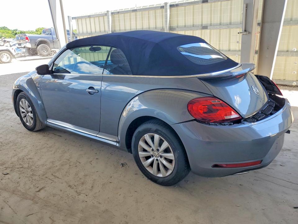 Продажа на аукционе авто 2018 Volkswagen Beetle, vin: 3VW5DAATXJM502227, номер лота: 64044616