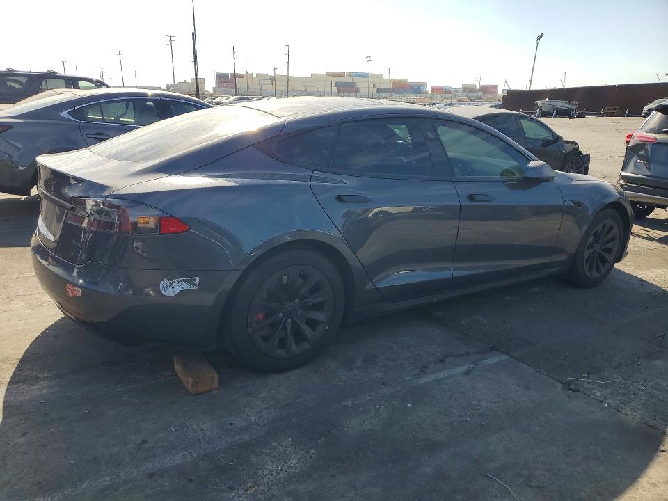 67035726 :رقم المزاد ، 5YJSA1E15GF174736 vin ، 2016 Tesla Model S مزاد بيع