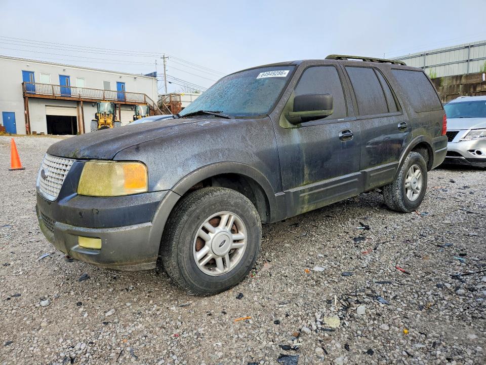 2005 Ford Expedition მანქანა იყიდება აუქციონზე, vin: 1FMFU16515LA87674, აუქციონის ნომერი: 64949286