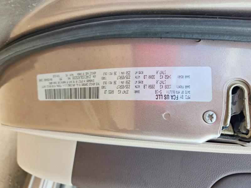 63167596 :رقم المزاد ، 2C4RC1EG8JR252399 vin ، 2018 Chrysler Pacifica مزاد بيع