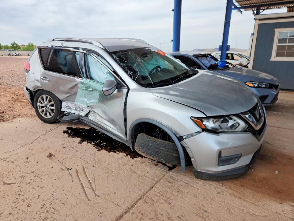 65162946 :رقم المزاد ، JN8AT2MT2KW263977 vin ، 2019 Nissan Rogue مزاد بيع