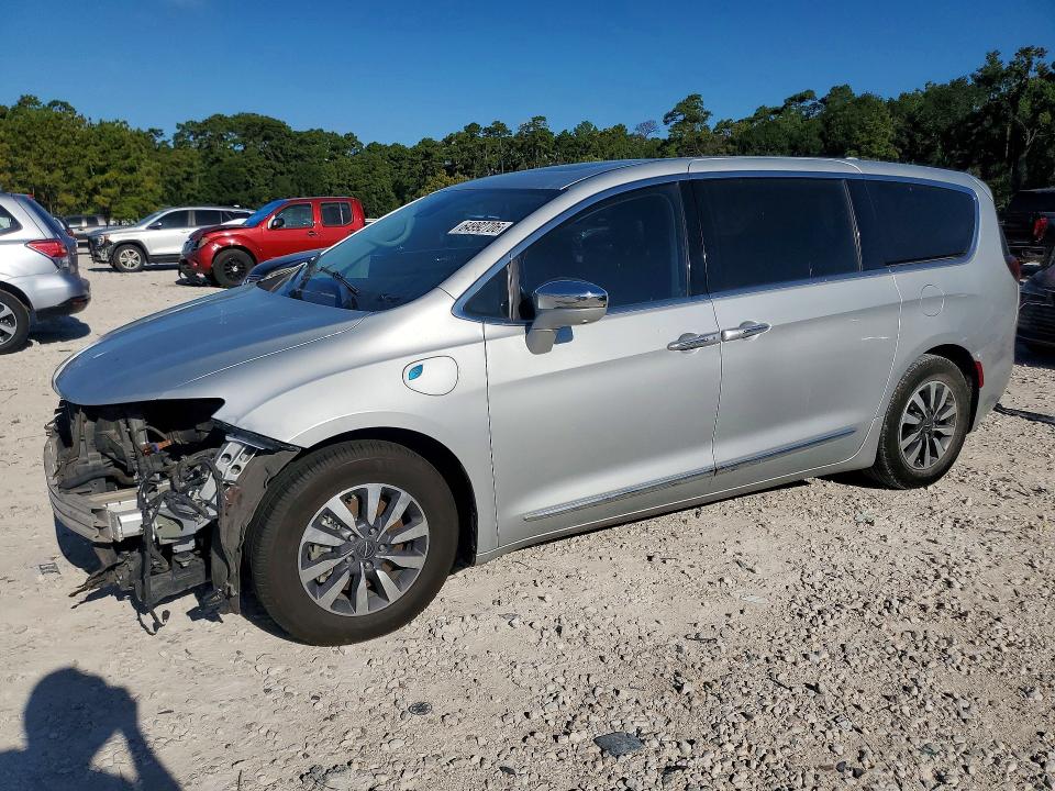 Продаж на аукціоні авто 2022 Chrysler Pacifica, vin: 2C4RC1S75NR145000, номер лоту: 64992706
