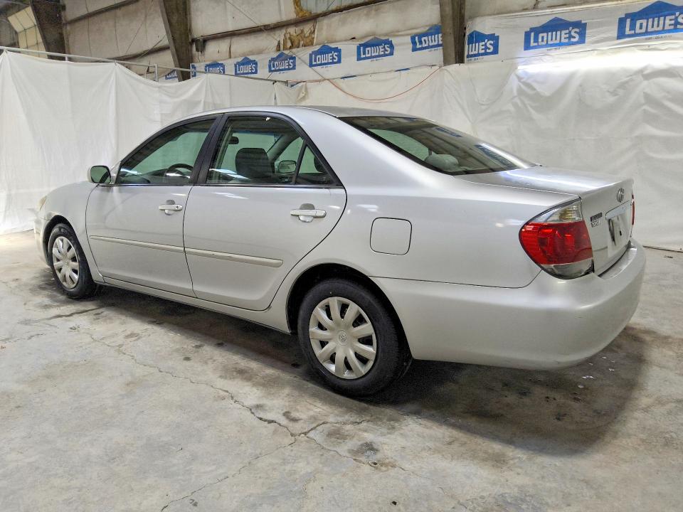 64794676 :رقم المزاد ، 4T1BE32K76U133863 vin ، 2006 Toyota Camry مزاد بيع