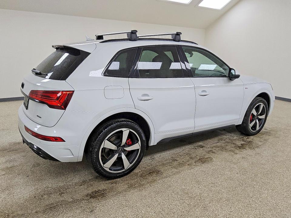 2024 Audi Q5 მანქანა იყიდება აუქციონზე, vin: WA1EAAFYXR2101483, აუქციონის ნომერი: 65957026