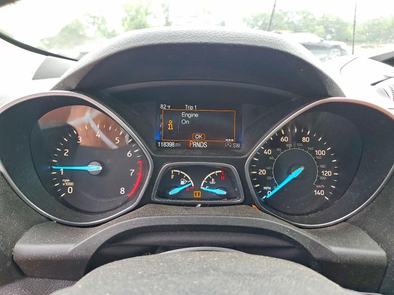 64693866 :رقم المزاد ، 1FMCU0GD0HUE77134 vin ، 2017 Ford Escape مزاد بيع