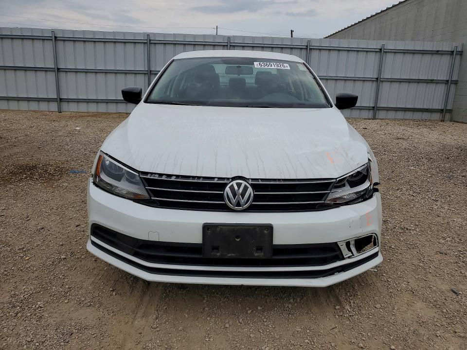 63691926 :رقم المزاد ، 3VW1K7AJ2FM331664 vin ، 2015 Volkswagen Jetta مزاد بيع