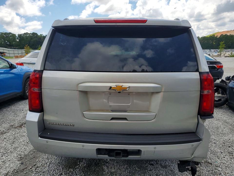 64292236 :رقم المزاد ، 1GNSCHKC8HR220636 vin ، 2017 Chevrolet Suburban مزاد بيع