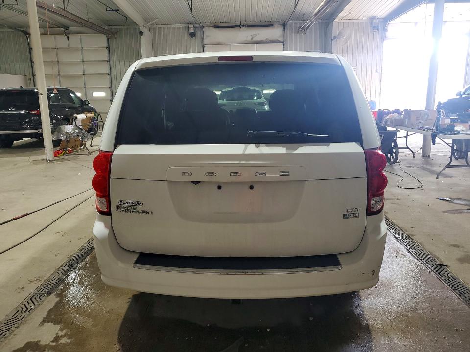 64444226 :رقم المزاد ، 2C4RDGCG7GR168165 vin ، 2016 Dodge Grand Caravan مزاد بيع