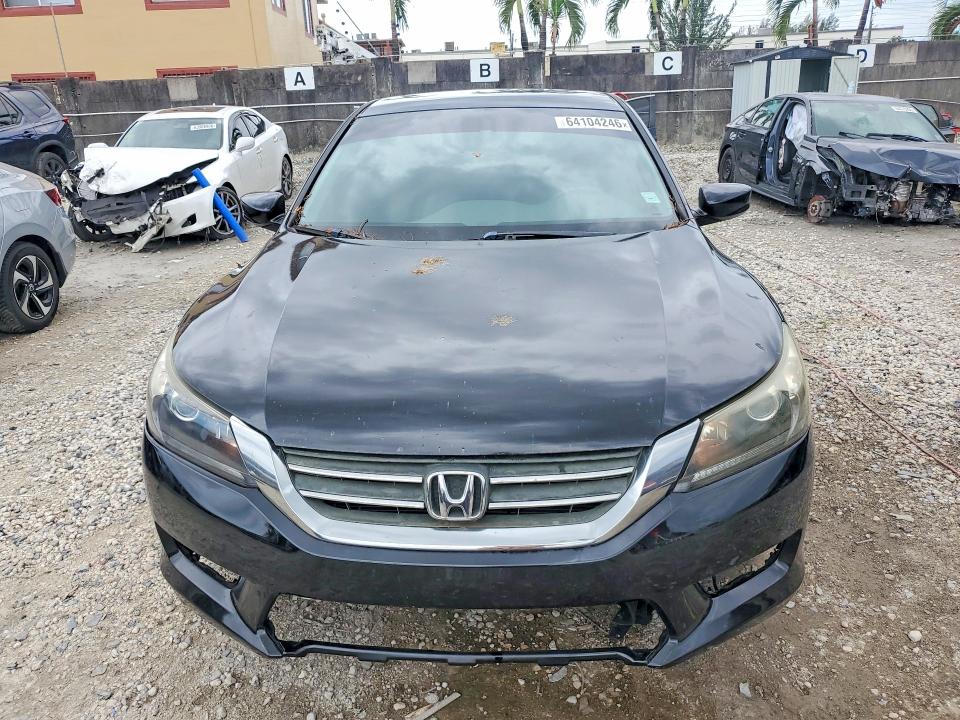 Продажа на аукционе авто 2013 Honda Accord, vin: 1HGCR2F50DA083982, номер лота: 64104246