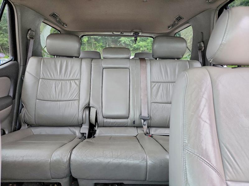 Продаж на аукціоні авто 2001 Toyota Sequoia, vin: 5TDBT48A11S052174, номер лоту: 63832356