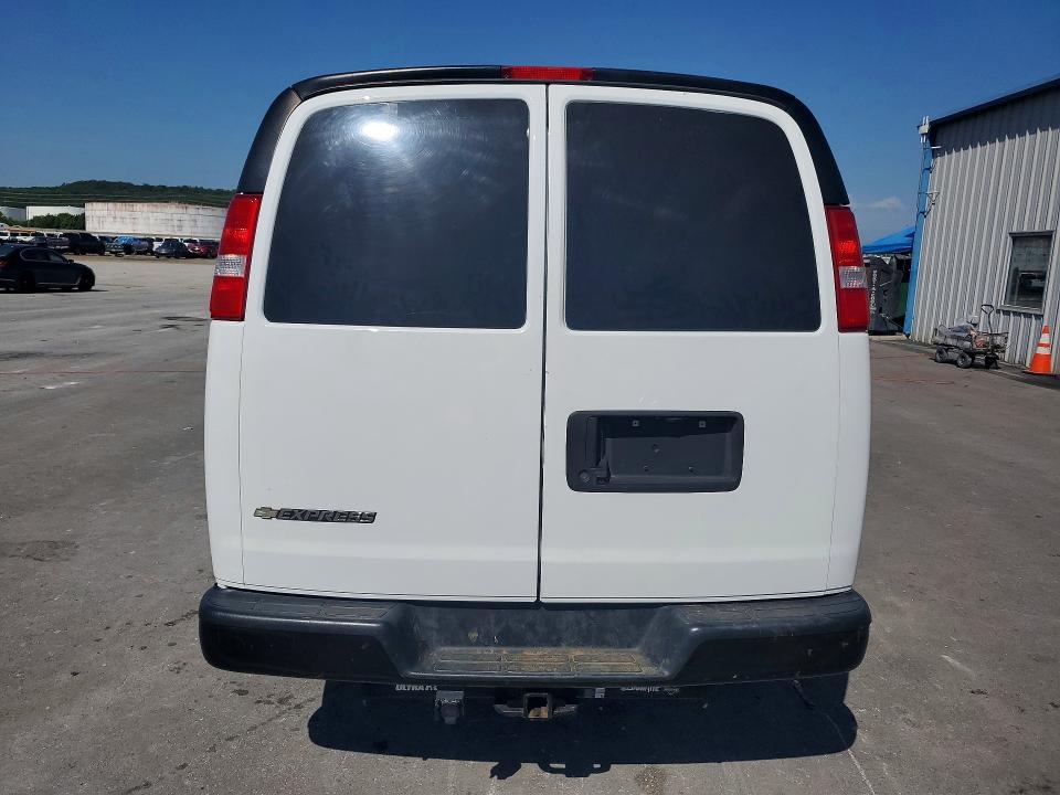 65665966 :رقم المزاد ، 1GCWGAFP1L1259563 vin ، 2020 Chevrolet Express 2500 مزاد بيع