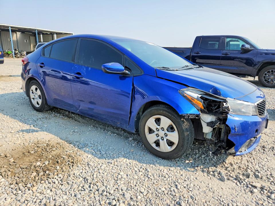 64061516 :رقم المزاد ، 3KPFK4A72HE050618 vin ، 2017 Kia Forte مزاد بيع