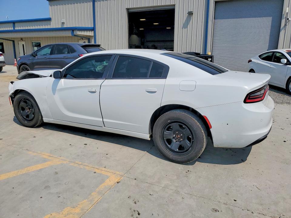 64723366 :رقم المزاد ، 2C3CDXAT1JH189102 vin ، 2018 Dodge Charger مزاد بيع