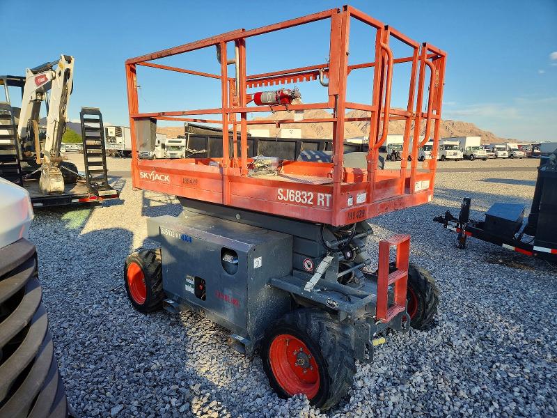 Продаж на аукціоні авто 2017 Skyjack Sj6832rt, vin: 37009956, номер лоту: 66757716