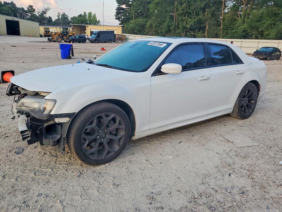 Aukcja sprzedaży 2020 Chrysler 300, vin: 2C3CCABT8LH180656, numer aukcji: 65307086