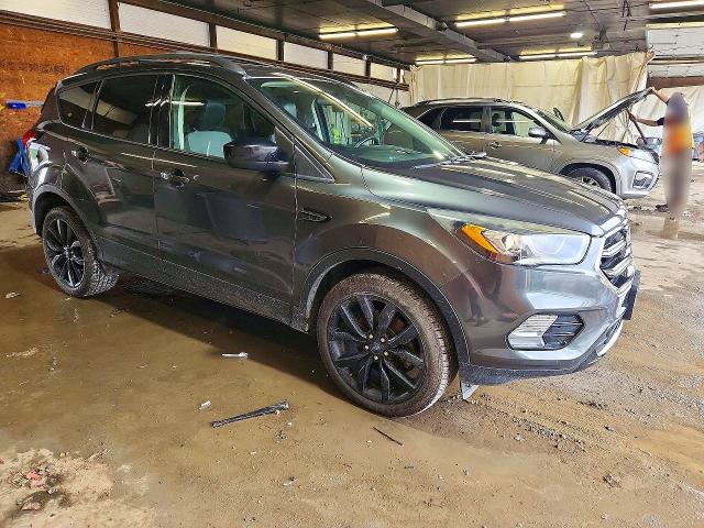 Продажа на аукционе авто 2019 Ford Escape, vin: 1FMCU9GD6KUA84704, номер лота: 63119216
