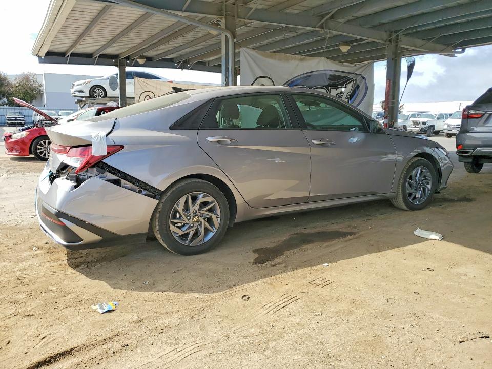 2025 Hyundai Elantra Hybrid მანქანა იყიდება აუქციონზე, vin: KMHLM4DJ6SU148978, აუქციონის ნომერი: 65190246