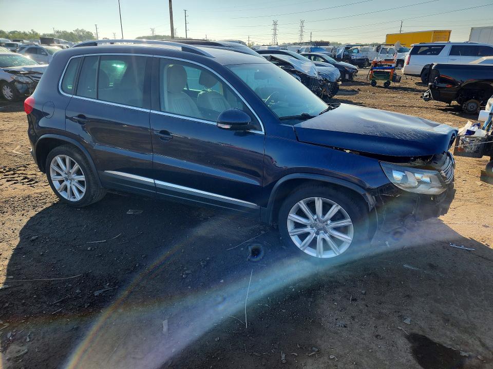 Продажа на аукционе авто 2012 Volkswagen Tiguan, vin: WVGBV7AX3CW582512, номер лота: 66575926