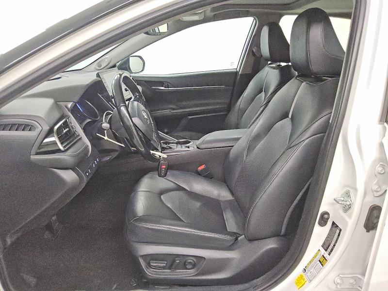 Продаж на аукціоні авто 2022 Toyota Camry, vin: 4T1K31AK0NU044923, номер лоту: 64155486