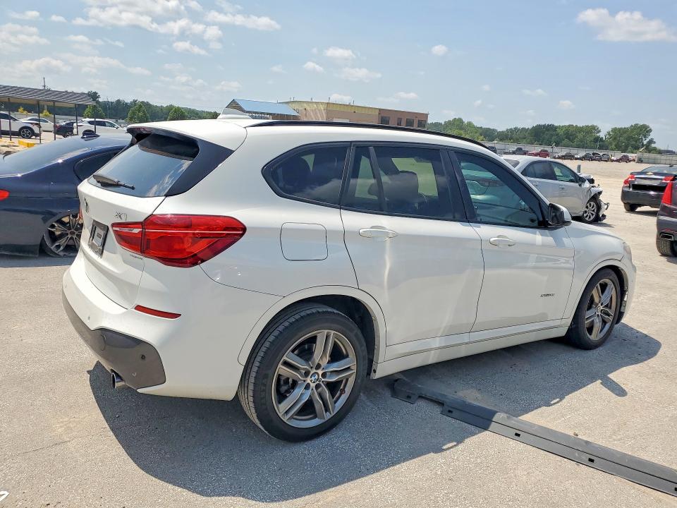 Продаж на аукціоні авто 2017 Bmw X1, vin: WBXHT3C33H5F80656, номер лоту: 62885826
