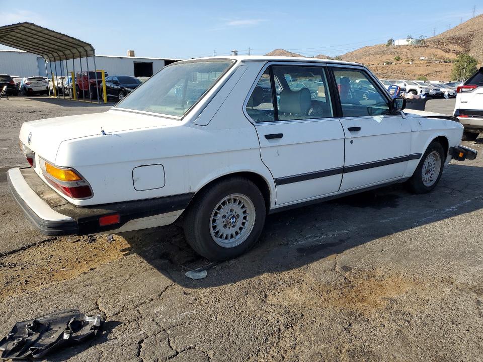 64612346 :رقم المزاد ، WBADK8300E9209129 vin ، 1984 Bmw 528 مزاد بيع