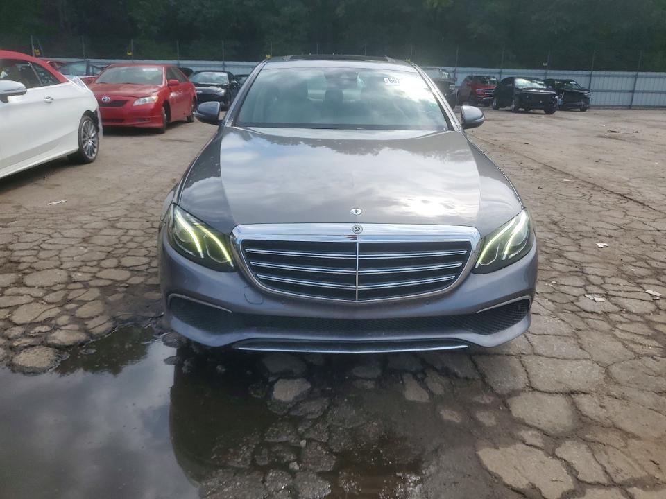 66211886 :رقم المزاد ، WDDZF4JB9HA241872 vin ، 2017 Mercedes-benz E مزاد بيع