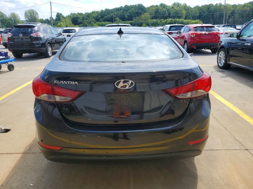 Продажа на аукционе авто 2016 Hyundai Elantra, vin: 5NPDH4AE4GH793621, номер лота: 67118046