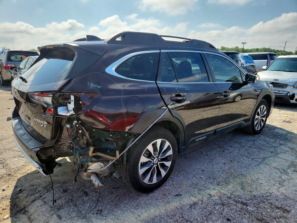 63282806 :رقم المزاد ، 4S4BTGND4S3306331 vin ، 2025 Subaru Outback مزاد بيع