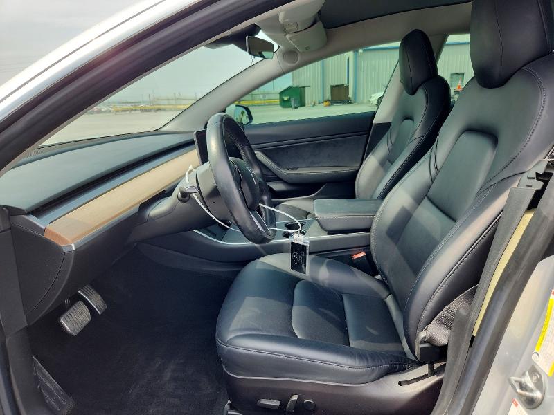 2018 Tesla Model 3 მანქანა იყიდება აუქციონზე, vin: 5YJ3E1EA0JF020175, აუქციონის ნომერი: 64576406