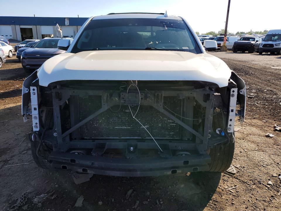 66611376 :رقم المزاد ، 1GKS2HKJ3JR381559 vin ، 2018 Gmc Yukon Xl مزاد بيع