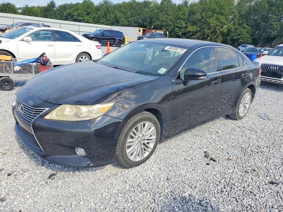66208276 :رقم المزاد ، JTHBK1GG8D2047300 vin ، 2013 Lexus Es مزاد بيع