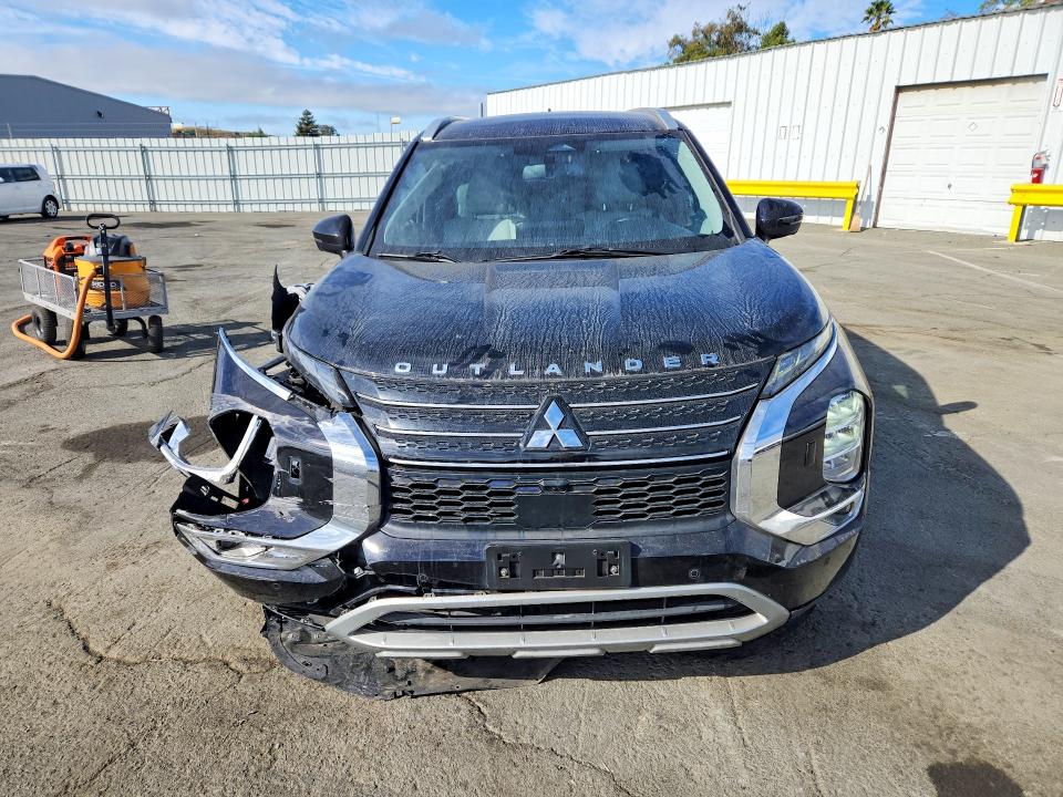 66315636 :رقم المزاد ، JA4J4VA82NZ080814 vin ، 2022 Mitsubishi Outlander مزاد بيع